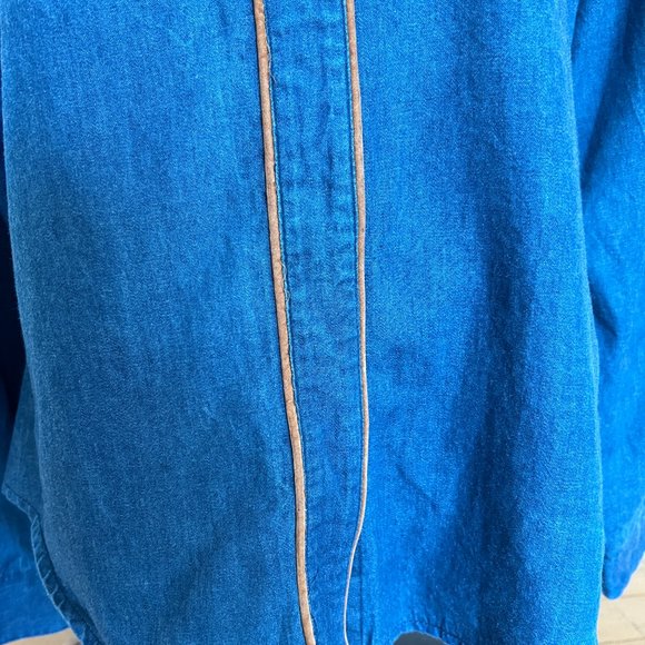 90's Roughrider Chambray/Denim Shirt with Embroidery and Suede - Size Medium - Picture 3 of 10